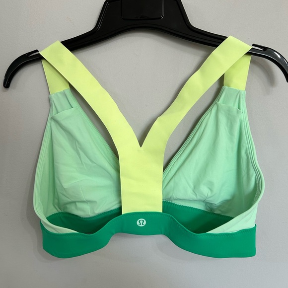 Women’s Lululemon bralette - Picture 2 of 2
